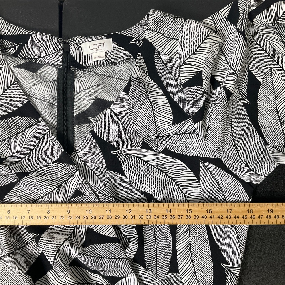 LOFT Romper Womens 8P Black Leaf Print V-Neck Pocket Botanical‎ Resort Travel - Picture 11 of 16